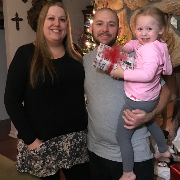 Meet your Posher, Tiffany - Picture 3 of 4